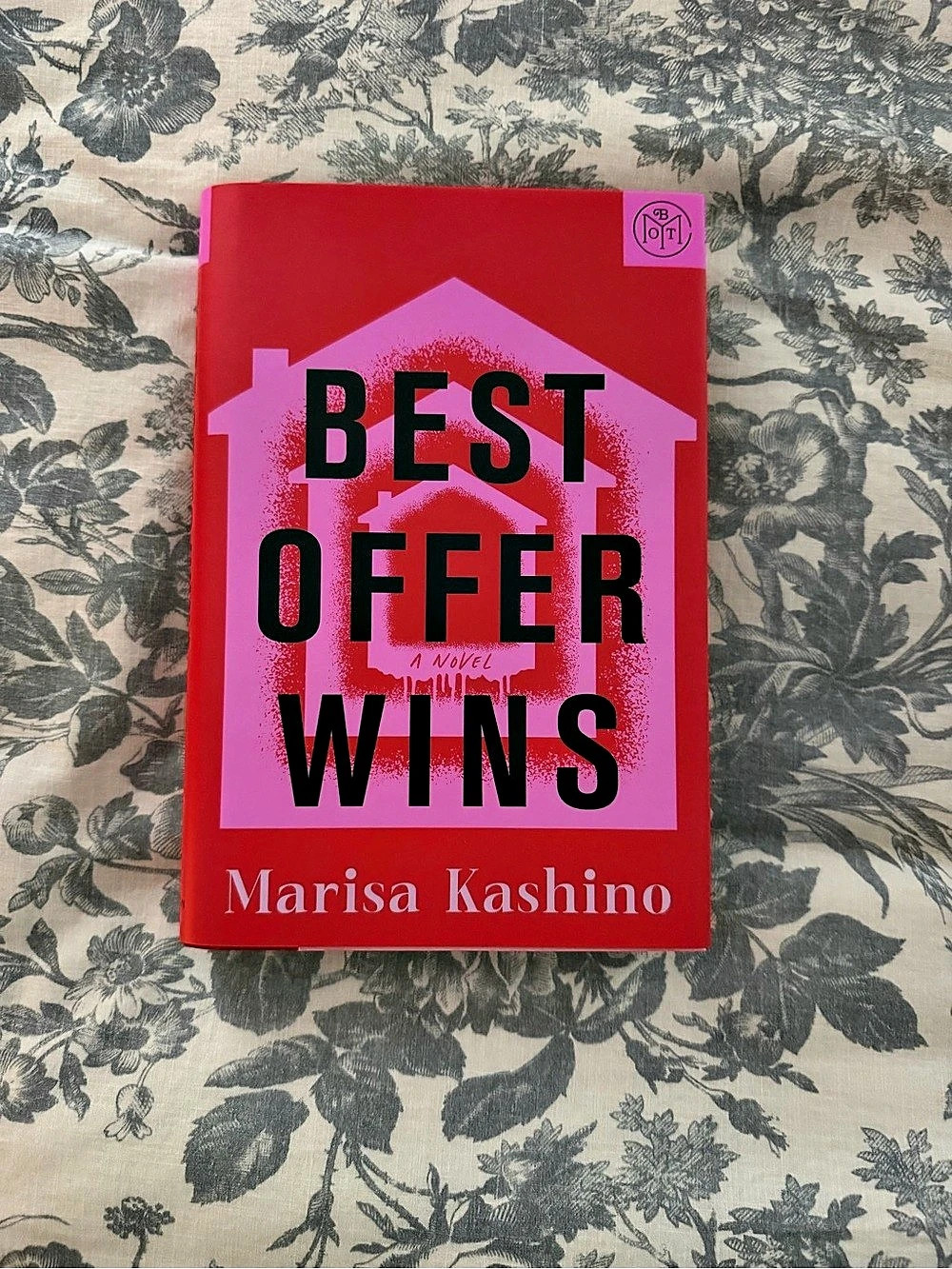 Celadon Books Best Offer Wins by Marisa Kashino Novel Red